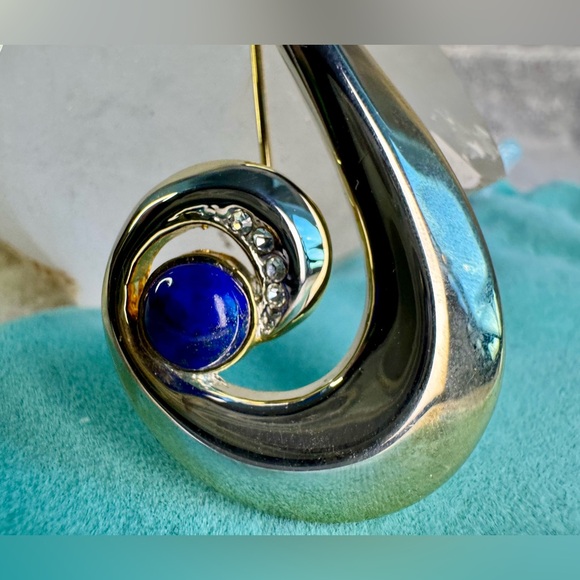 Silver & Gold Tone Blue Swirl Brooch - Picture 3 of 11